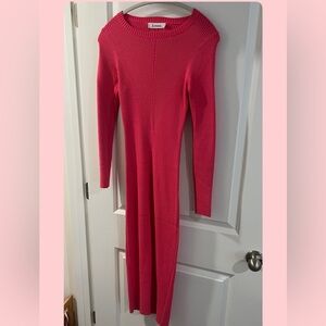 Elegant Pink Ribbed Dress